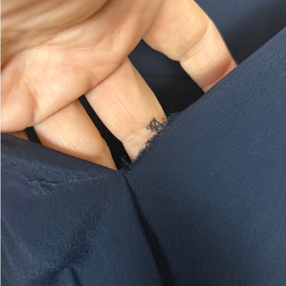 Massimo Dutti womens medium navy blue long sleeve blouse top New lightweight - Picture 7 of 8